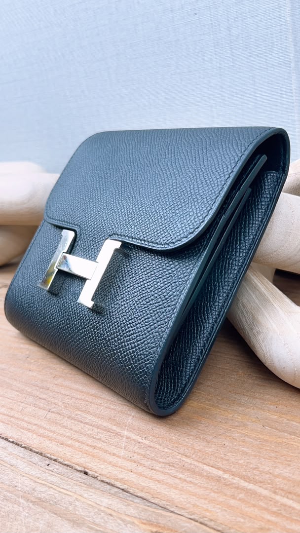Hermes Noir Epsom Constance Compact Wallet (PHW)