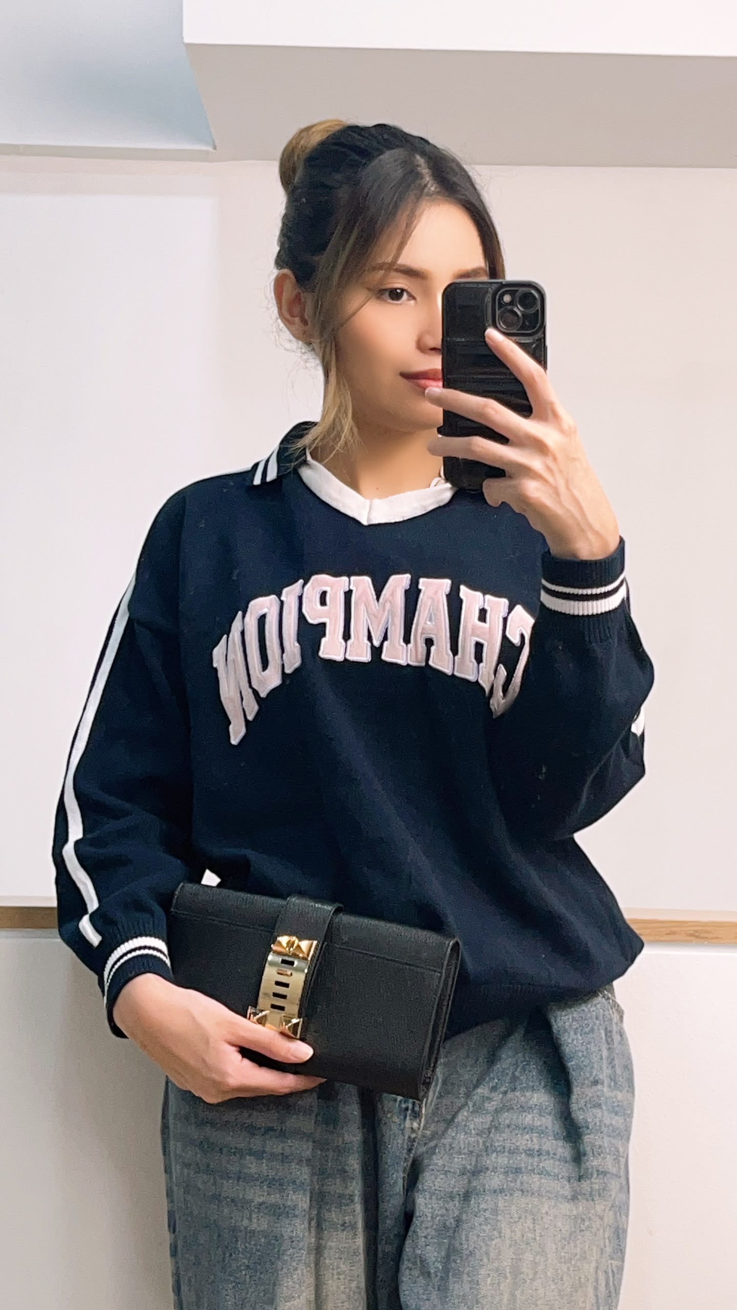 Hermes Noir Chevre Mysore Medor 23 Clutch (GHW)