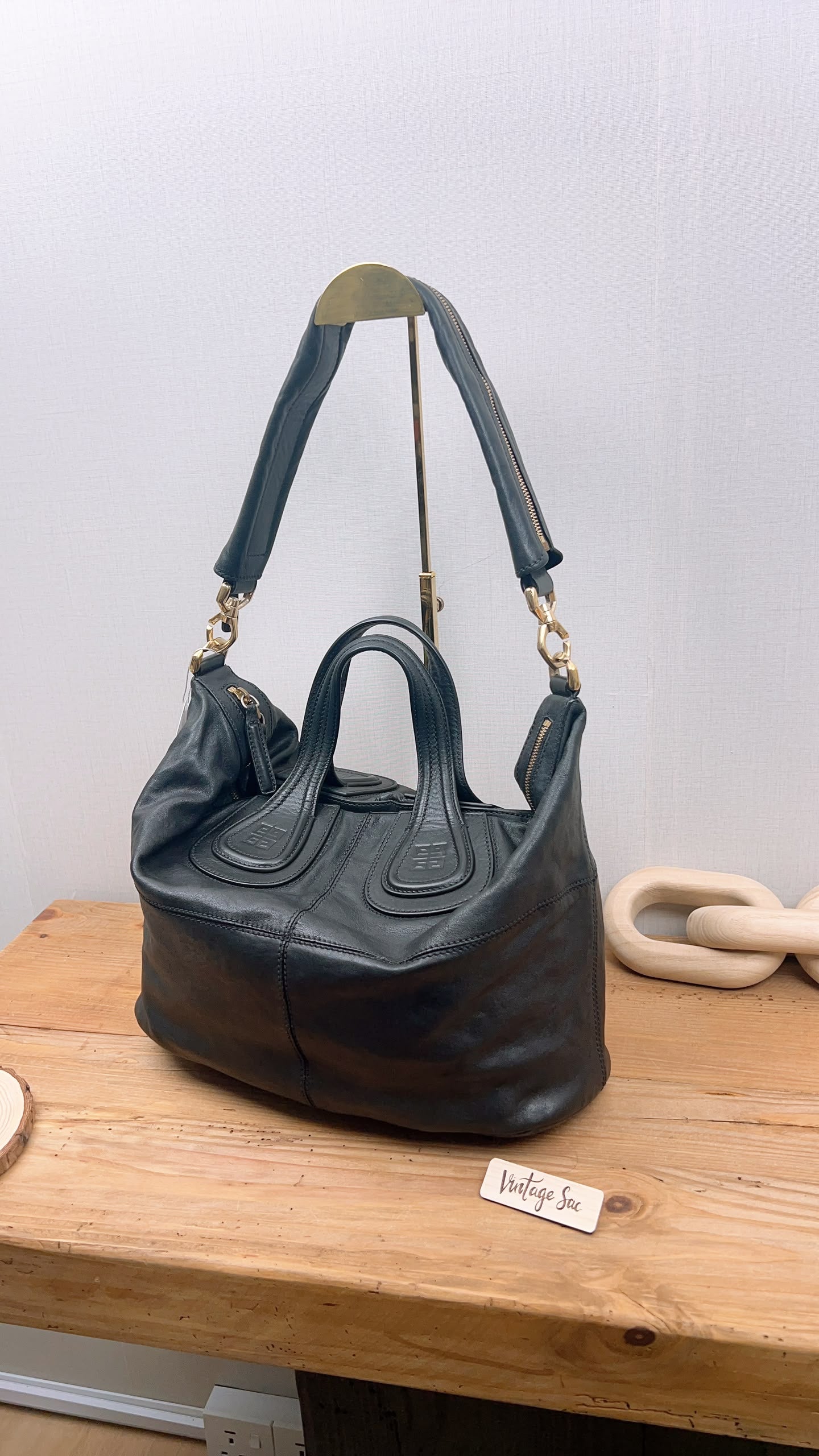 Givenchy Black Nightingale