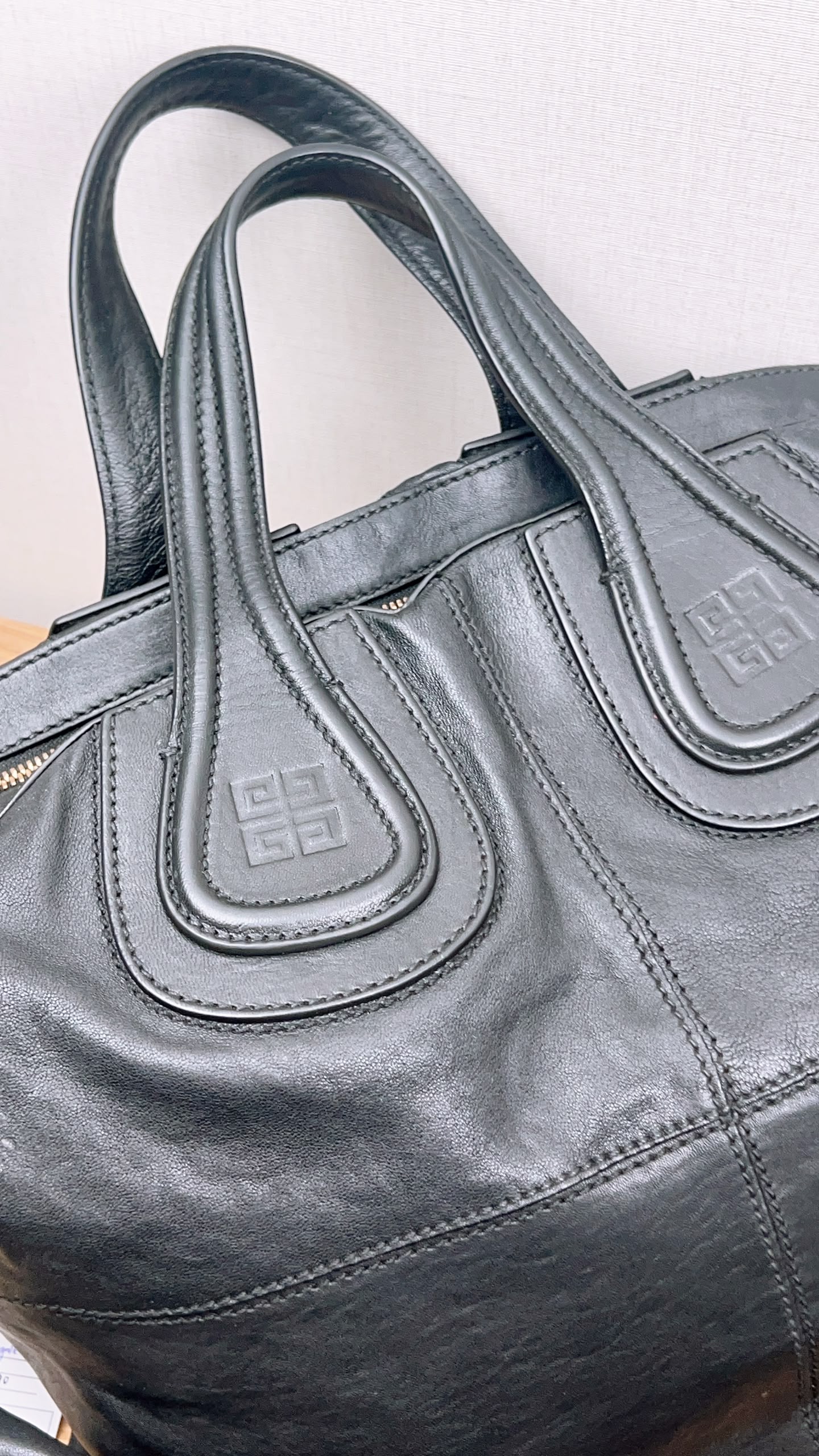 Givenchy Black Nightingale