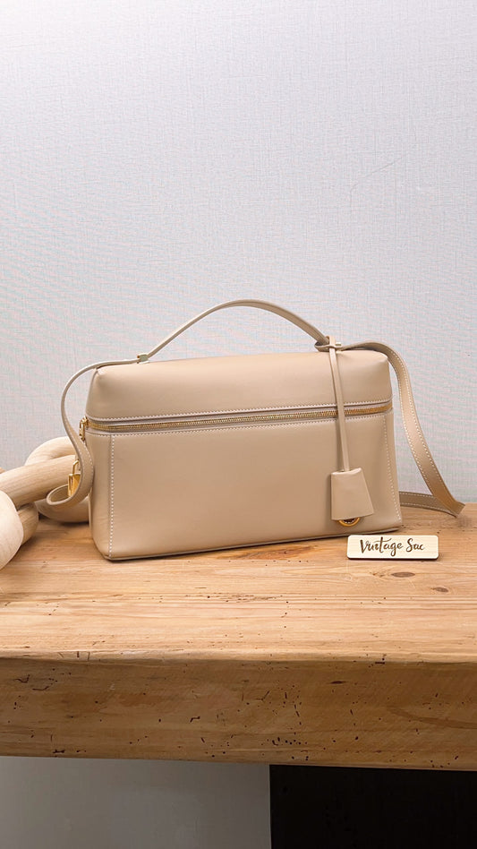Loro Piana Linen Calf Creamed Honey Extra Pocket L27
