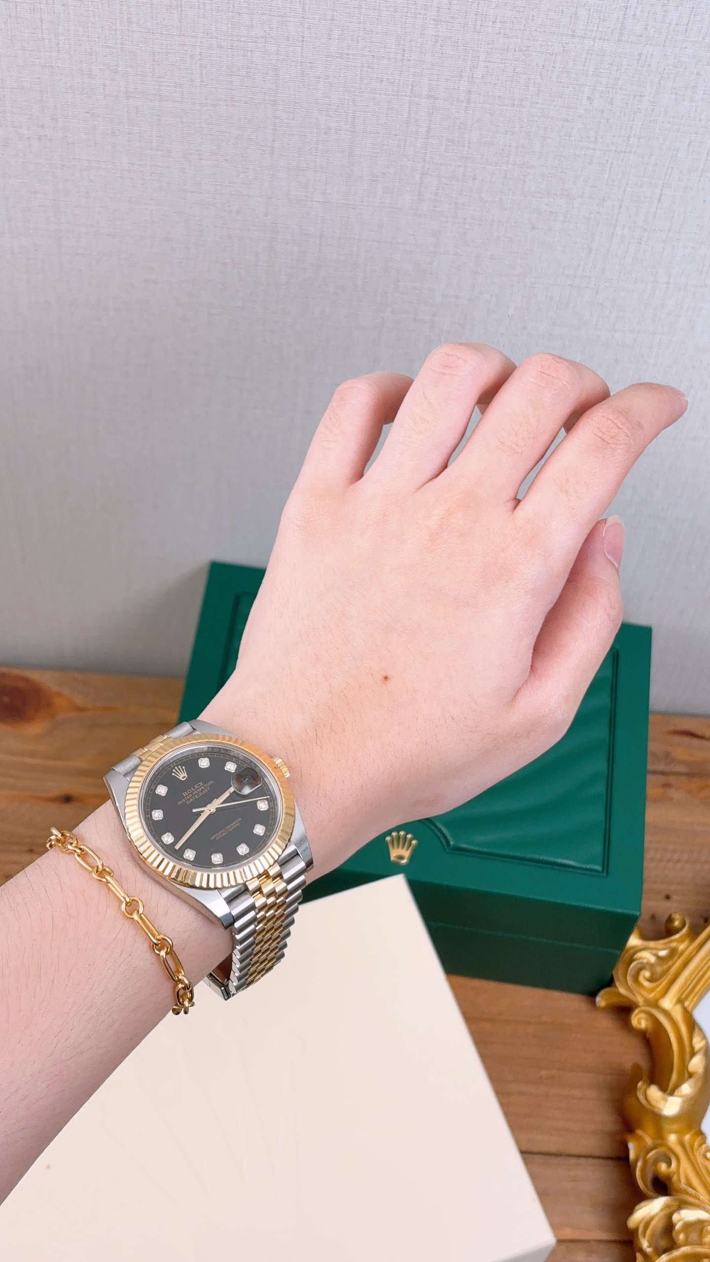 Rolex Black 18K Gold x Steel Datejust 41mm Auto Watch 126333-0006