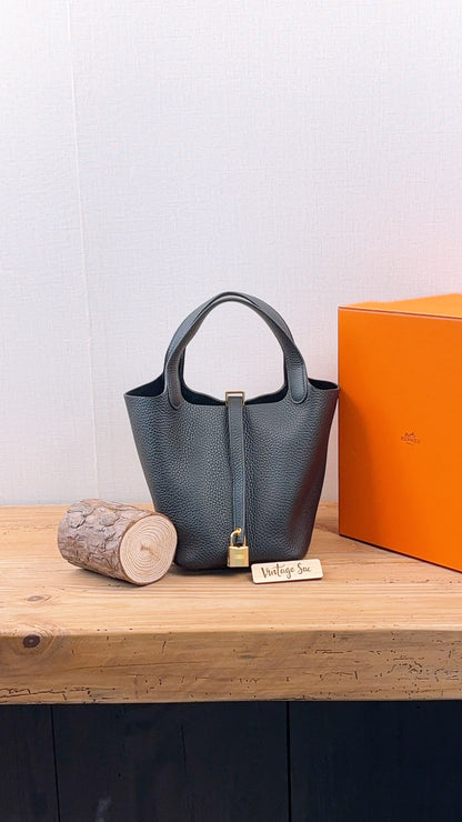 Hermes Noir Picotin 18 (GHW)