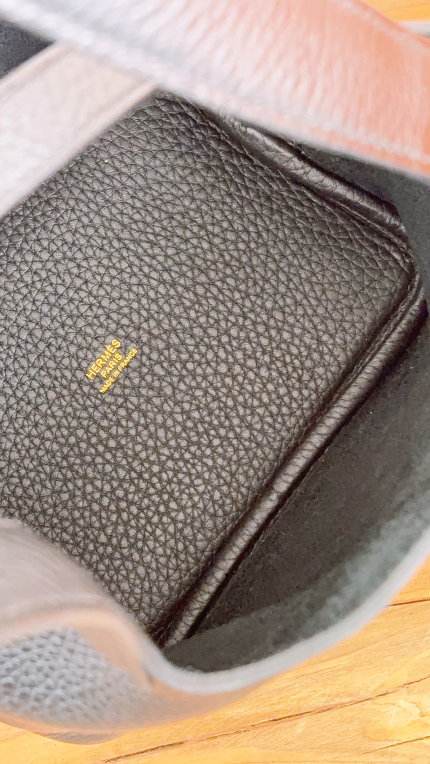 Hermes Noir Picotin 18 (GHW)
