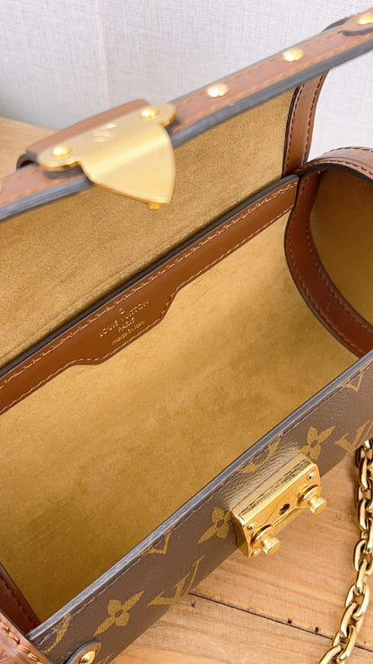 LV Reverse Monogram Papillon Trunk