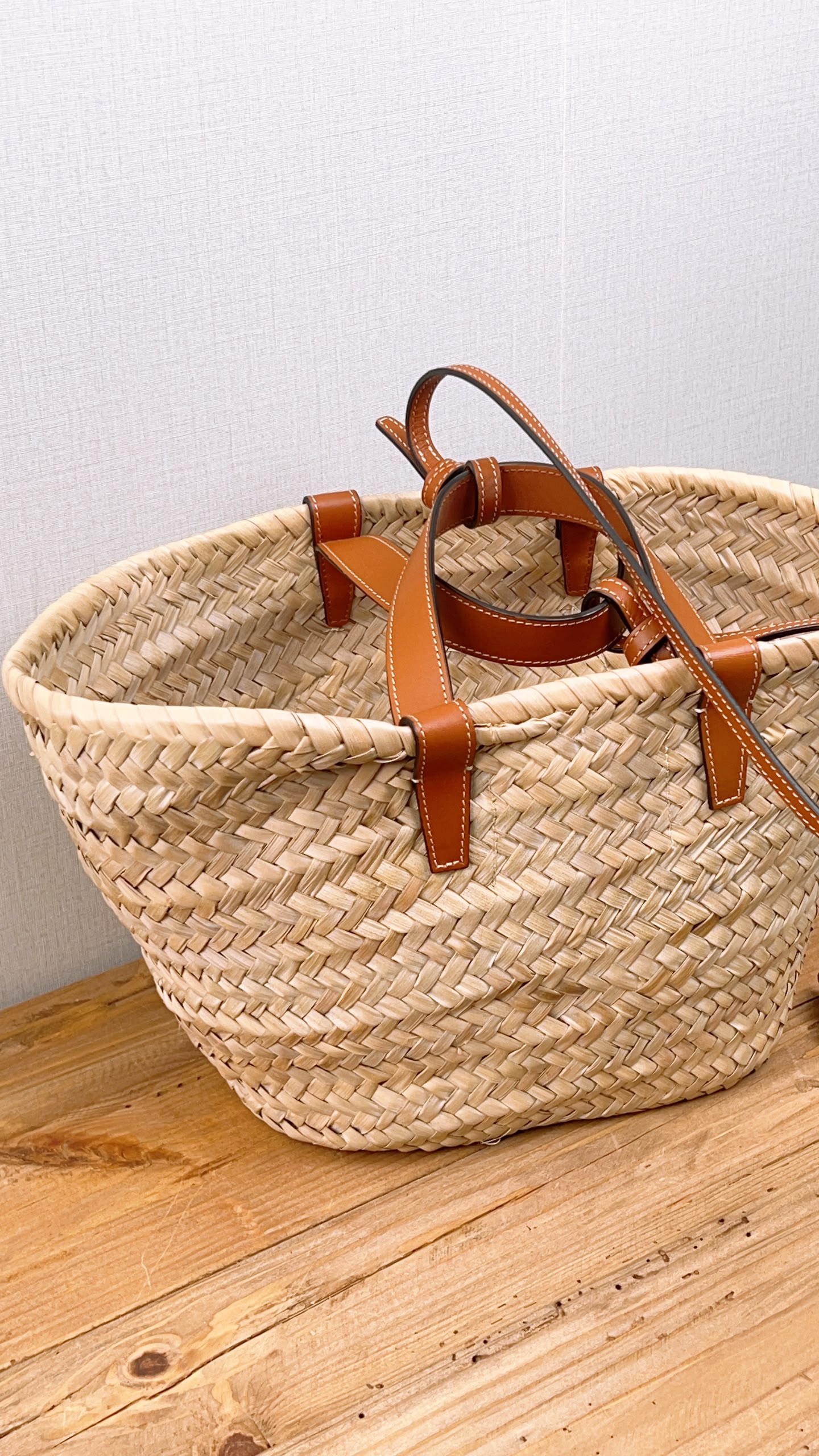 Celine Tan Teen Classic Pamier
