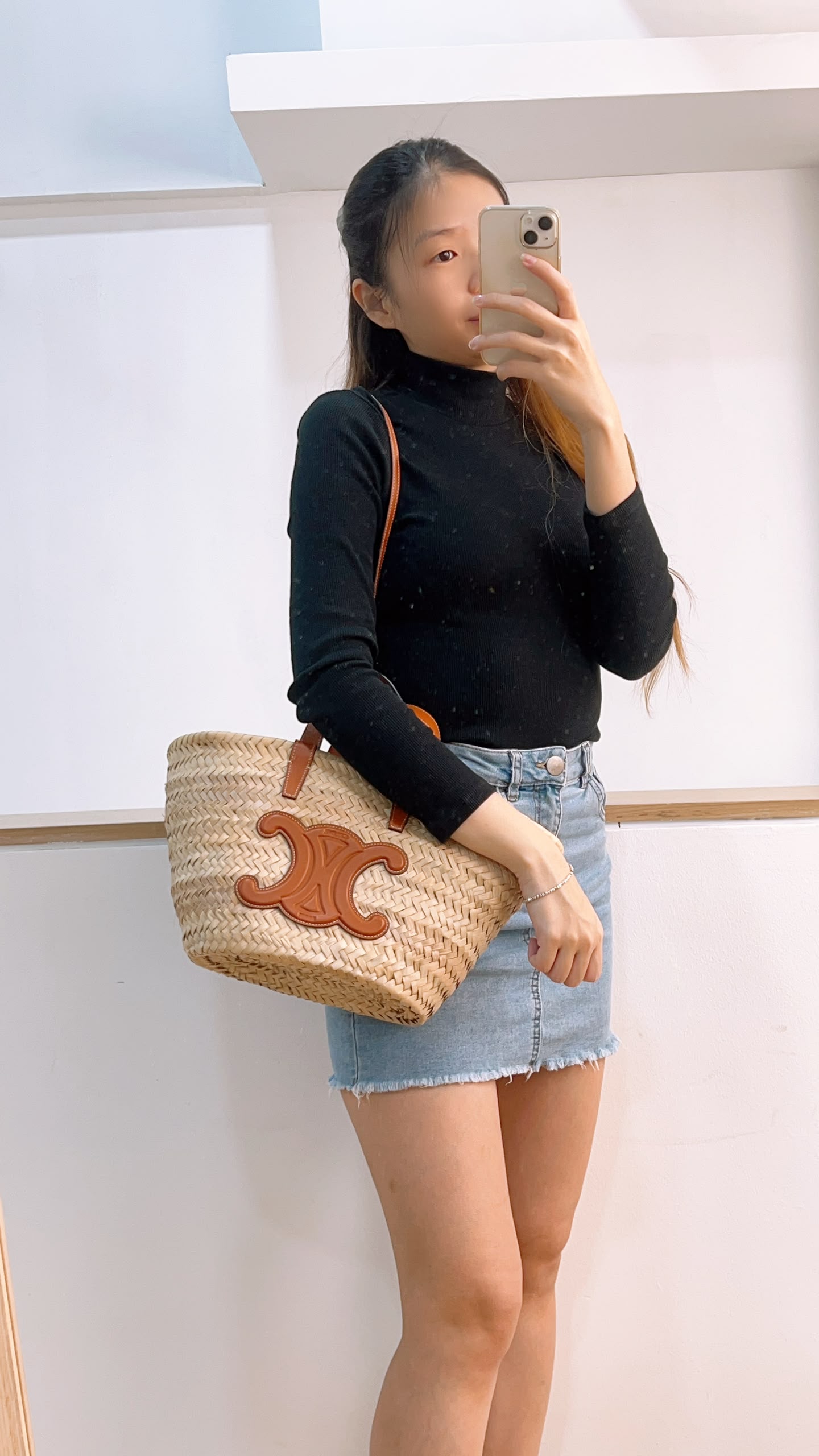 Celine Tan Teen Classic Pamier