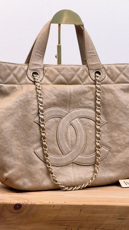 Chanel Metallic Gold Calfskin Large Trianon Tote (GHW)