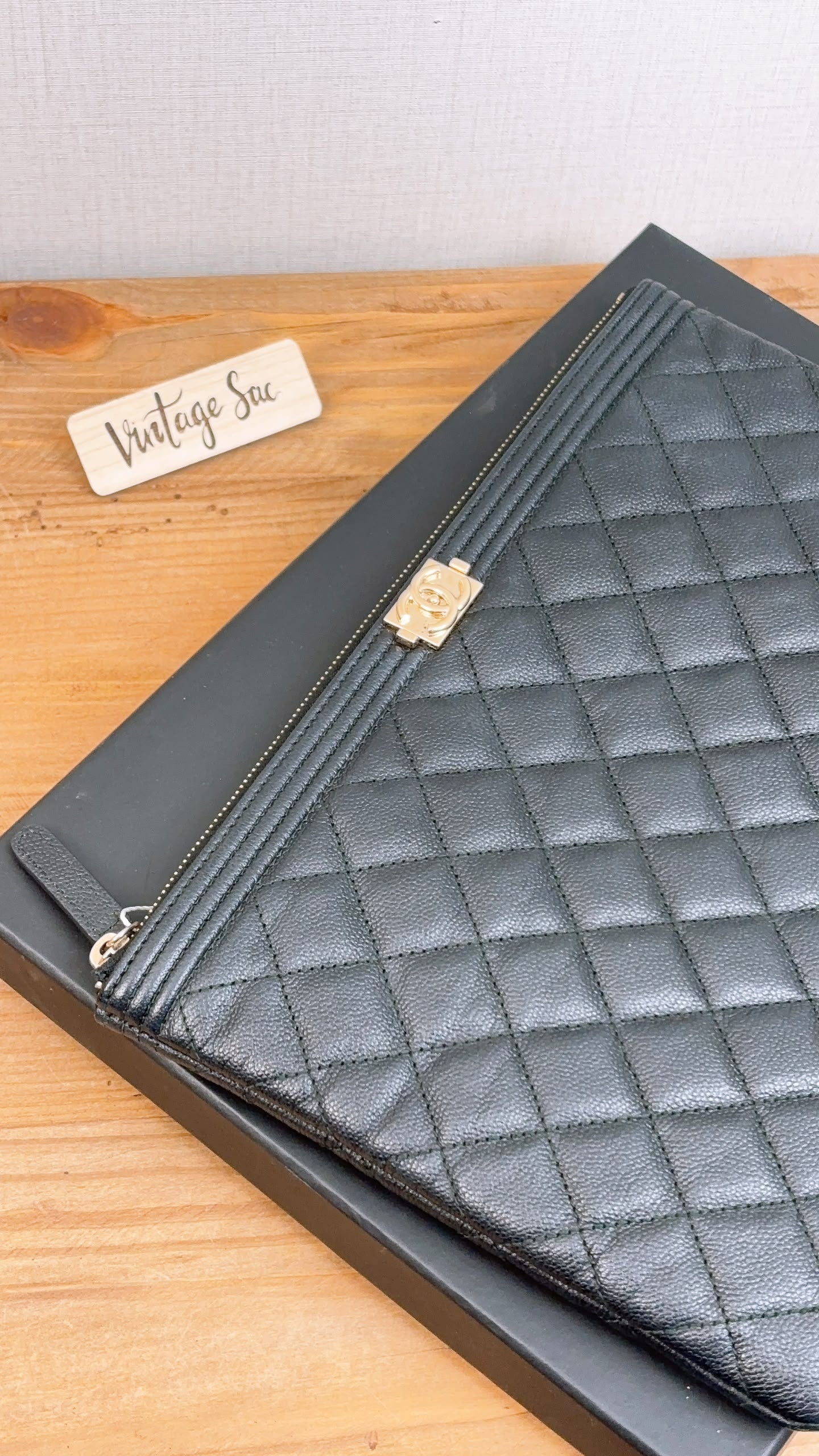 Chanel Black Caviar Medium Boy O’case (GHW)
