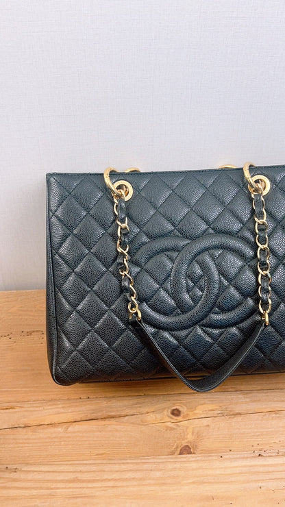 Chanel Black Caviar GST (GHW)