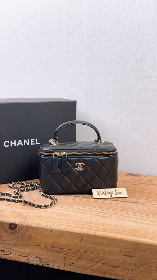 Chanel Black Lambskin Vanity with Top Handle (LGHW)