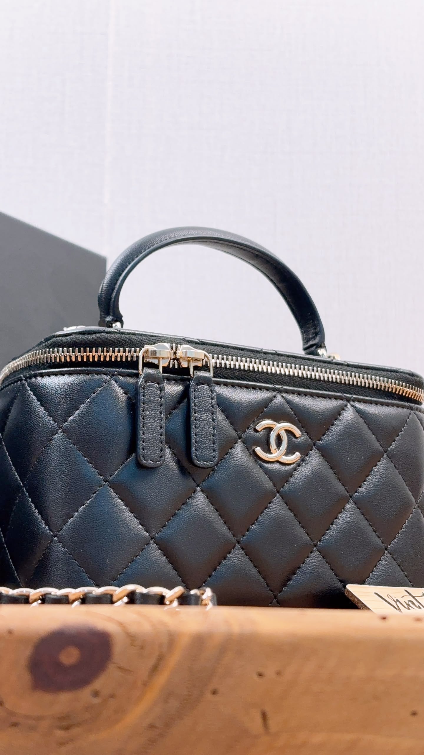 Chanel Black Lambskin Vanity with Top Handle (LGHW)