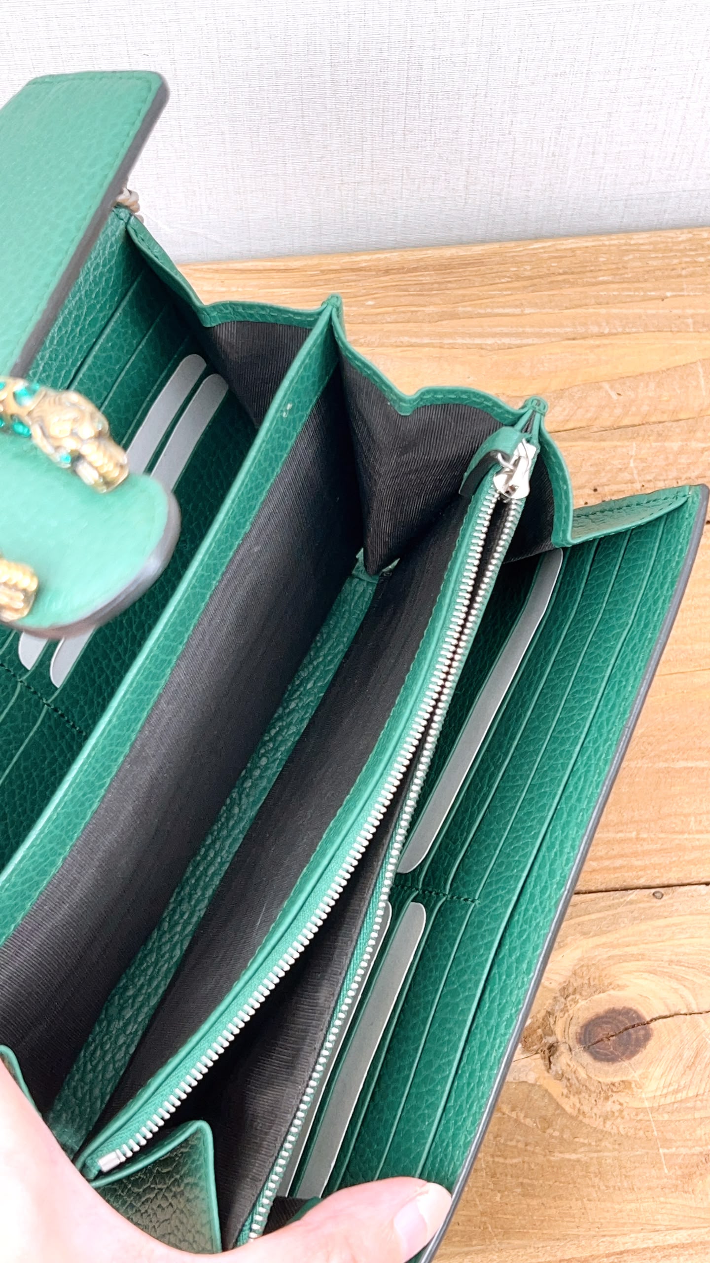 Gucci Green Calfskin Dionysus WOC