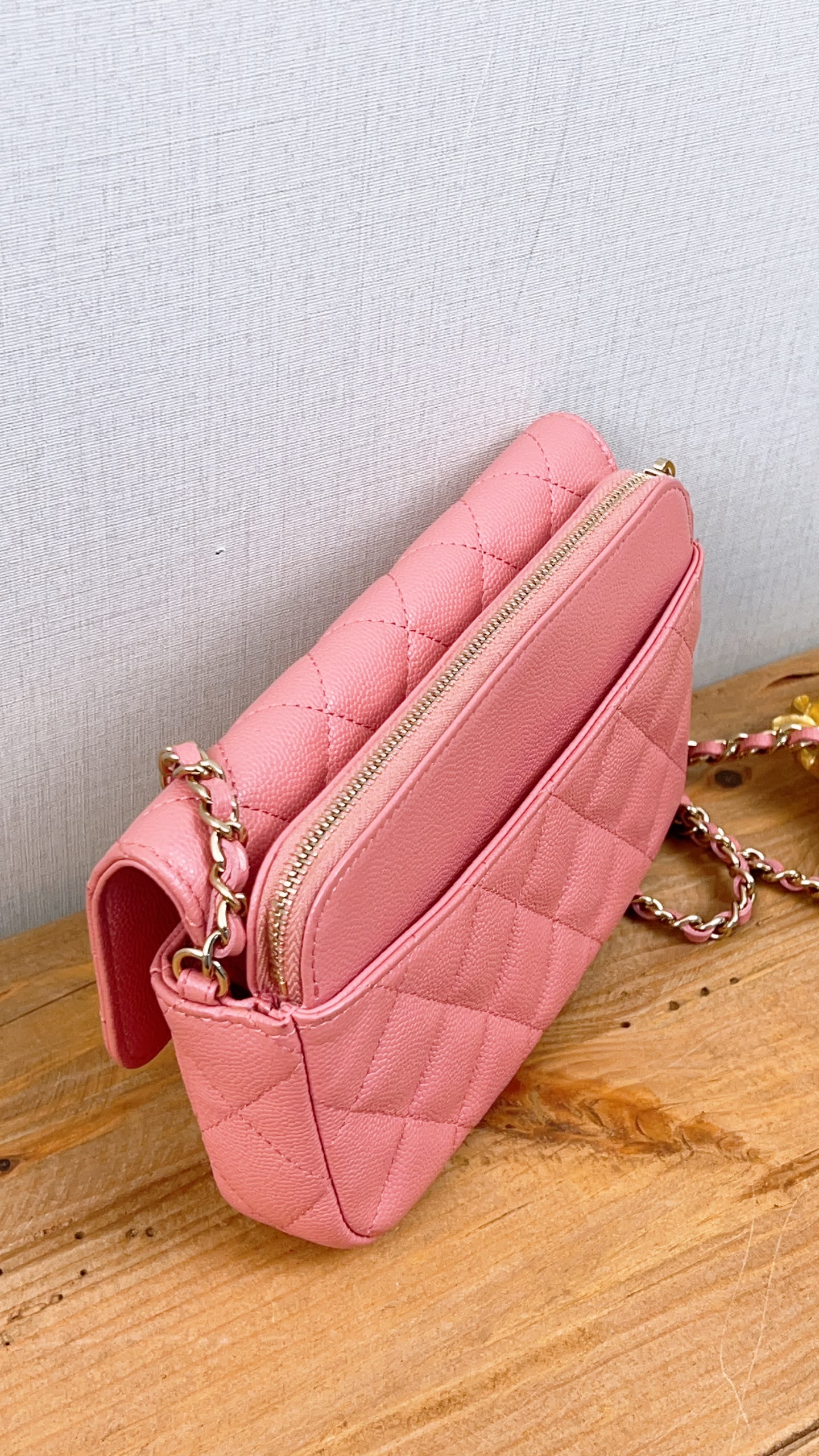 Chanel Pink Caviar Flap Phone Holder w Chain (LGHW)