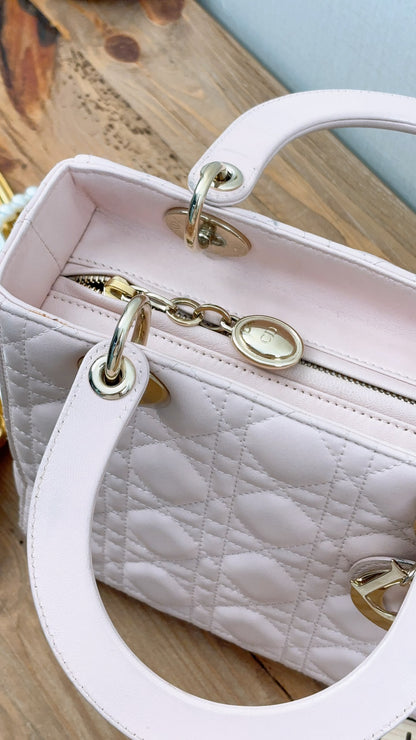 Dior Light Pink Lambskin Medium Lady D (LGHW)