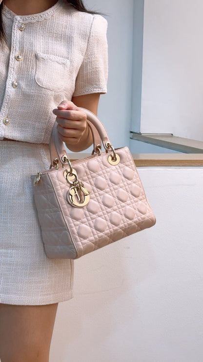 Dior Light Pink Lambskin Medium Lady D (LGHW)