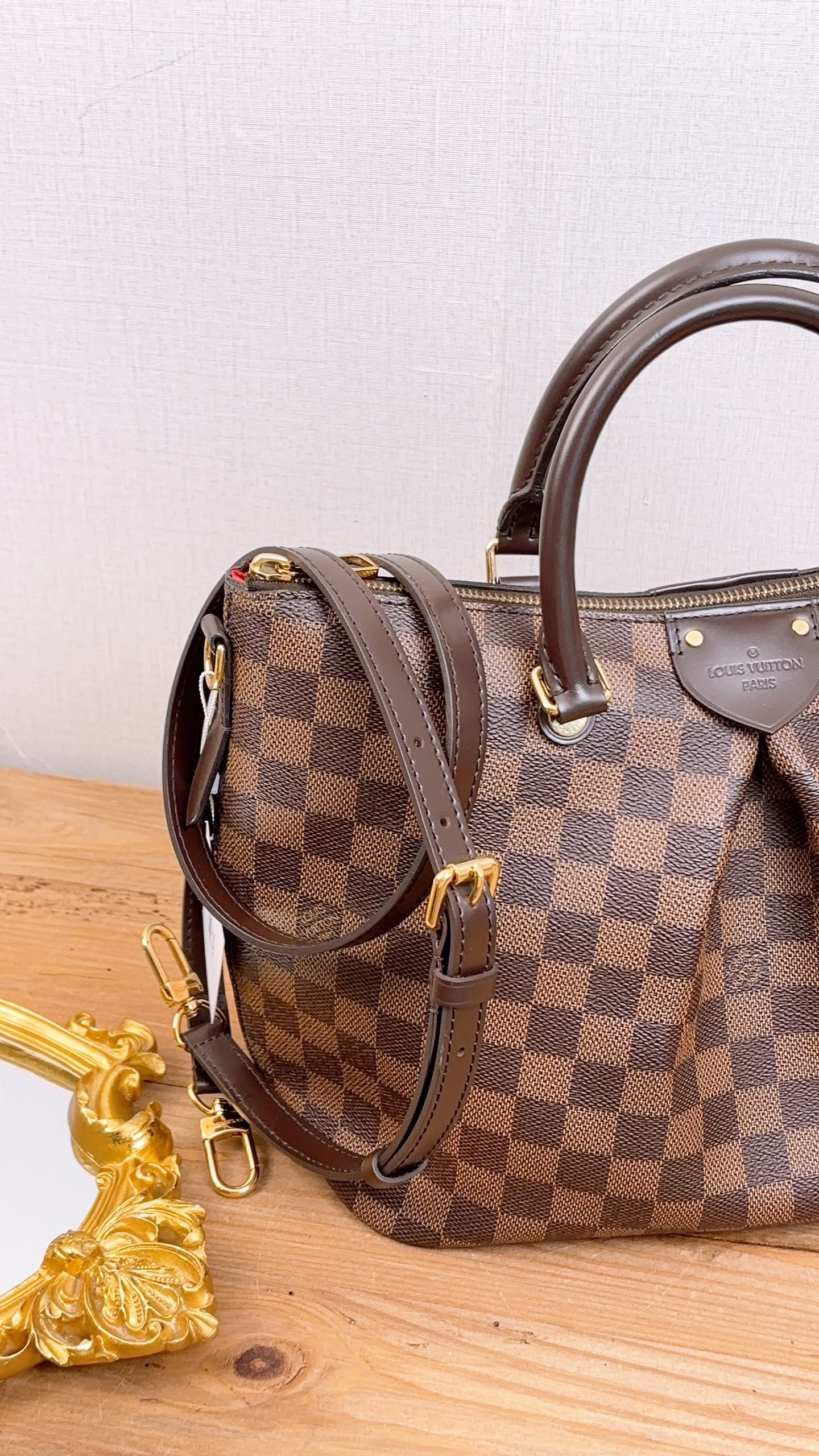 LV Damier Ebene Siena MM