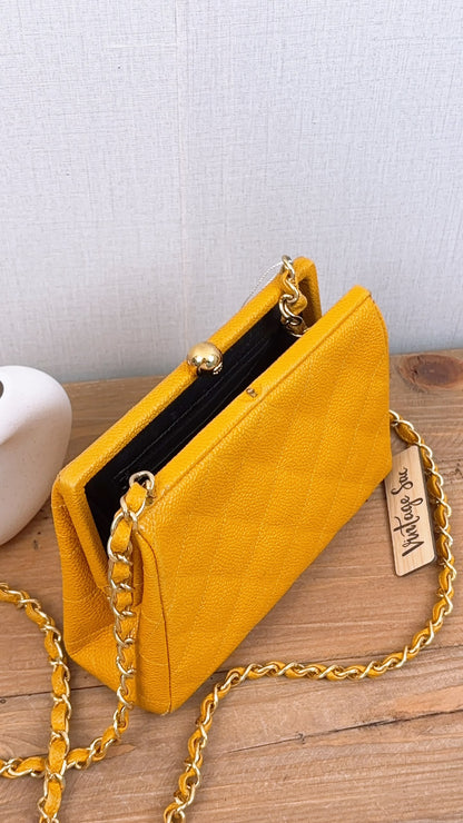 Chanel Orange Caviar Vintage Kisslock Clutch on Chain (GHW)