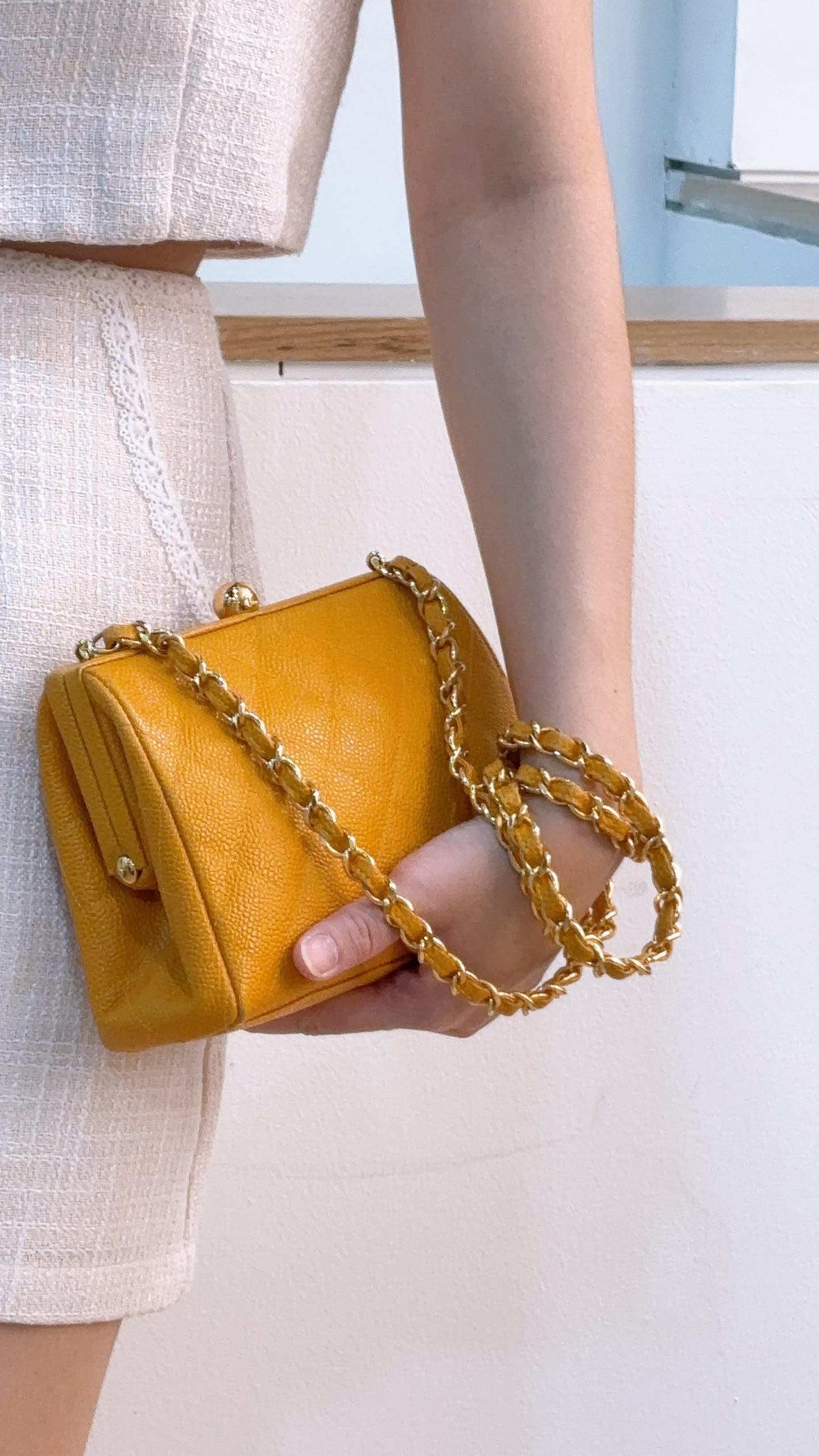 Chanel Orange Caviar Vintage Kisslock Clutch on Chain (GHW)