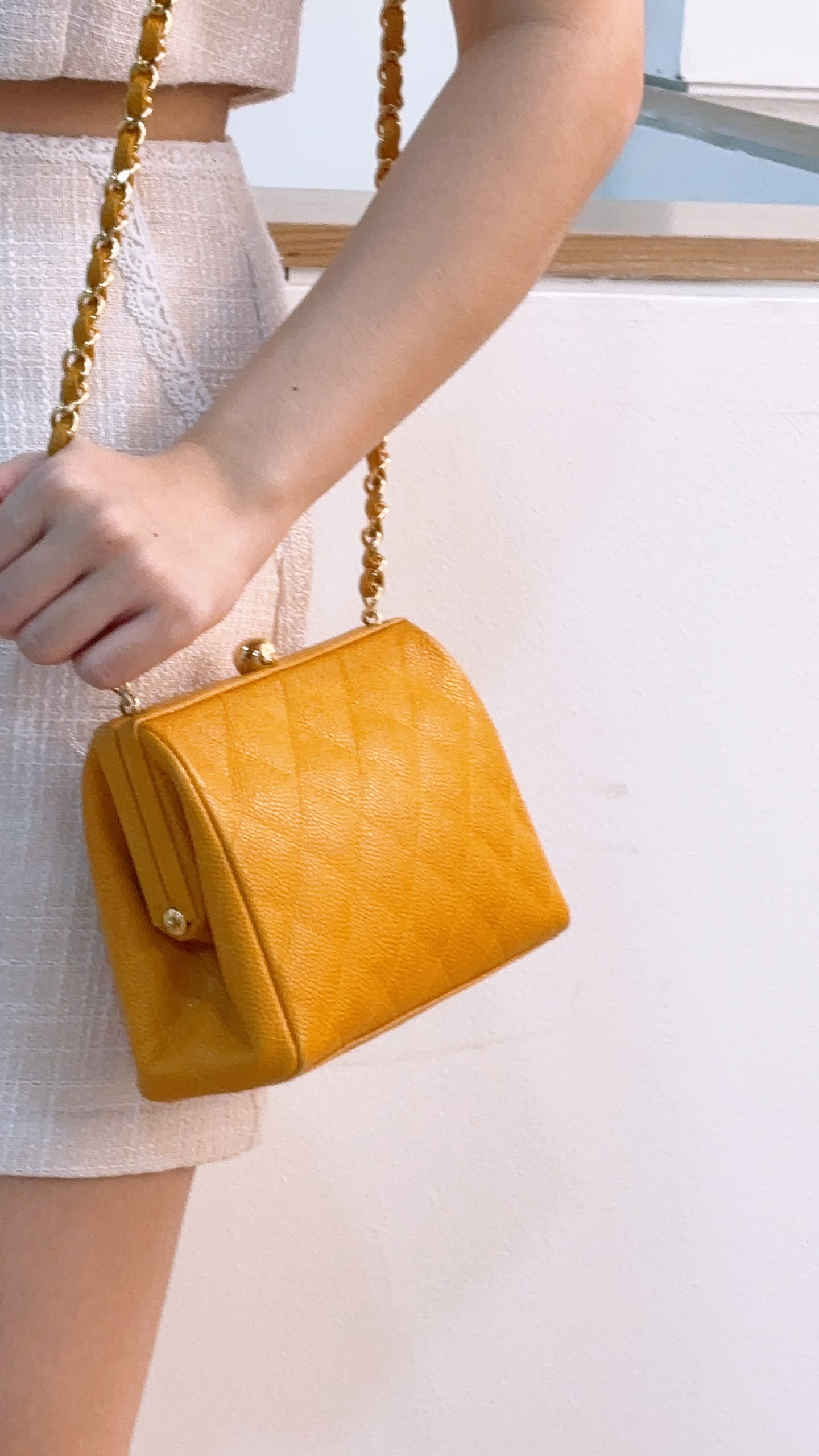 Chanel Orange Caviar Vintage Kisslock Clutch on Chain (GHW)