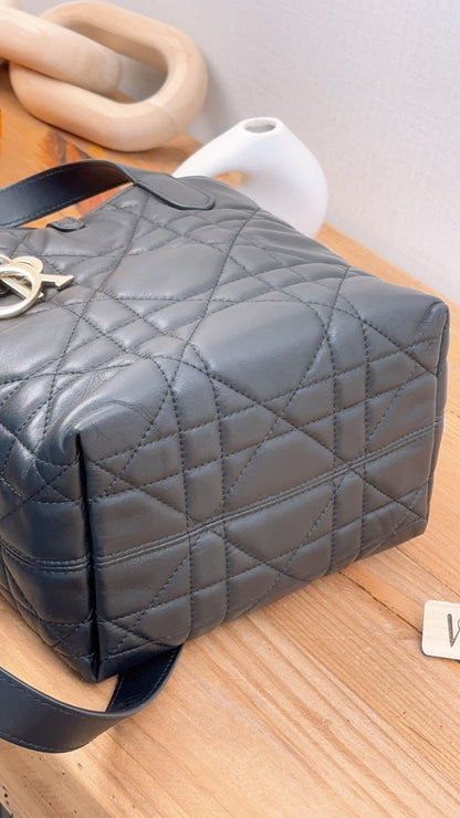 Dior Black Calfskin Small Toujours Vertical Tote Bag (LGHW)
