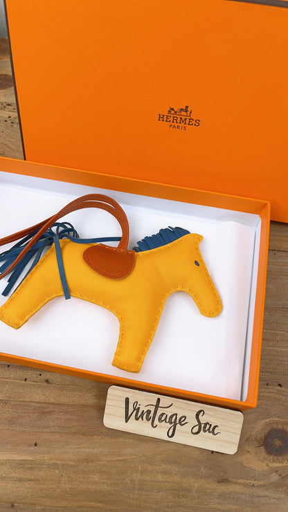 Hermes Jaune D'or / Bleu Agate / Cornaline MM Rodeo