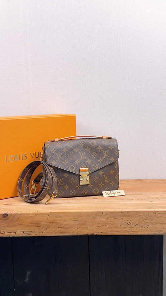 LV Monogram Metis