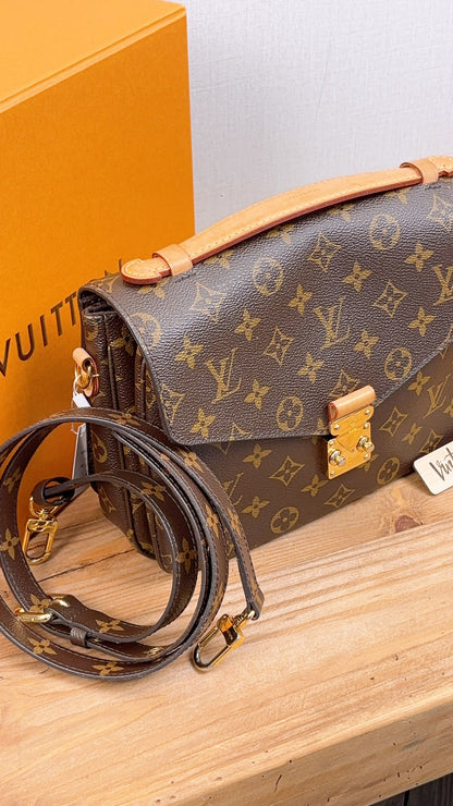 LV Monogram Metis