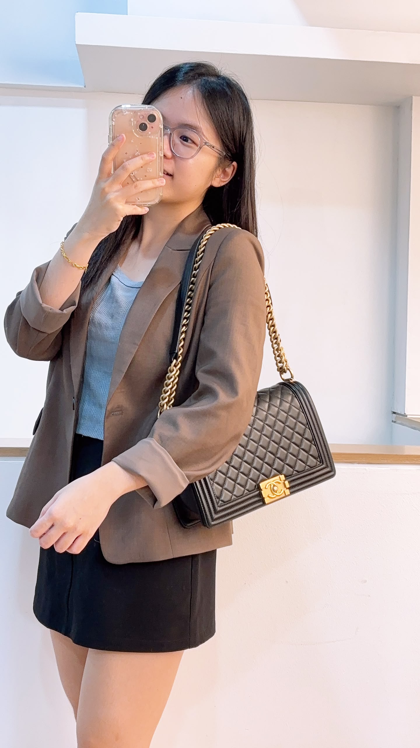 Chanel Black Lambskin New Medium Boy (GHW)