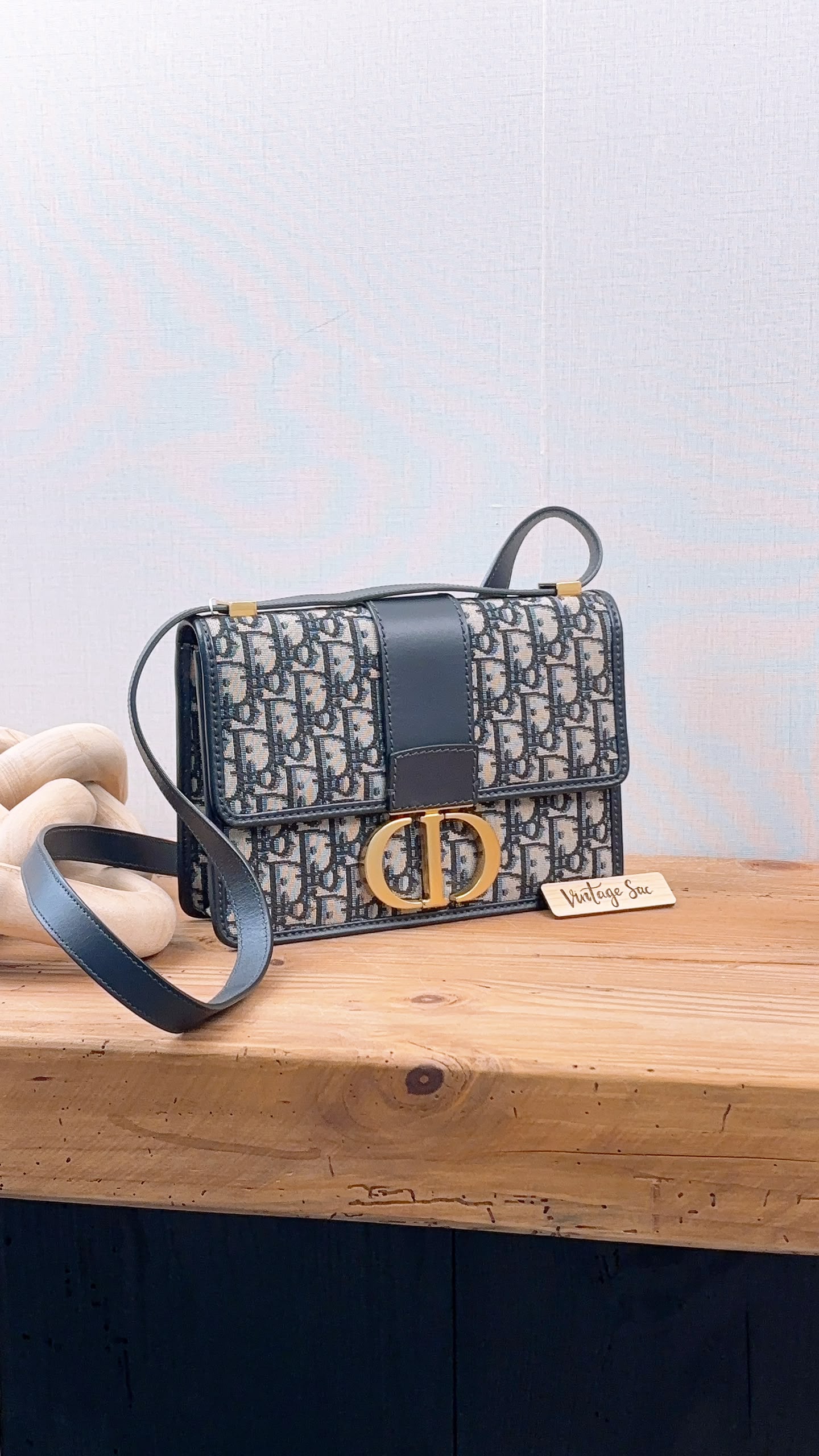 Dior Navy Oblique 30 Montaigne Bag (GHW)