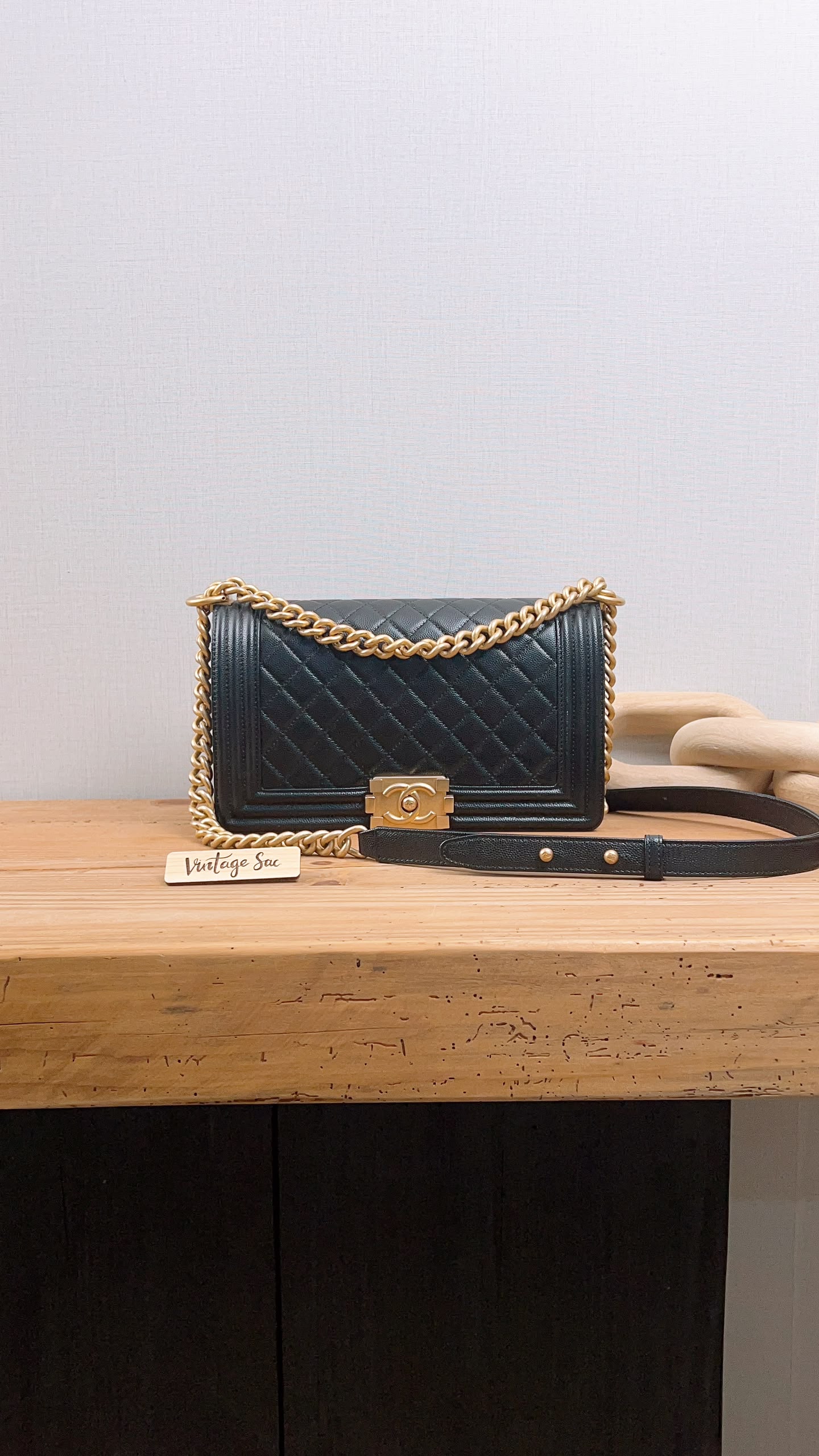 Chanel Black Caviar Old Medium Boy (GHW)