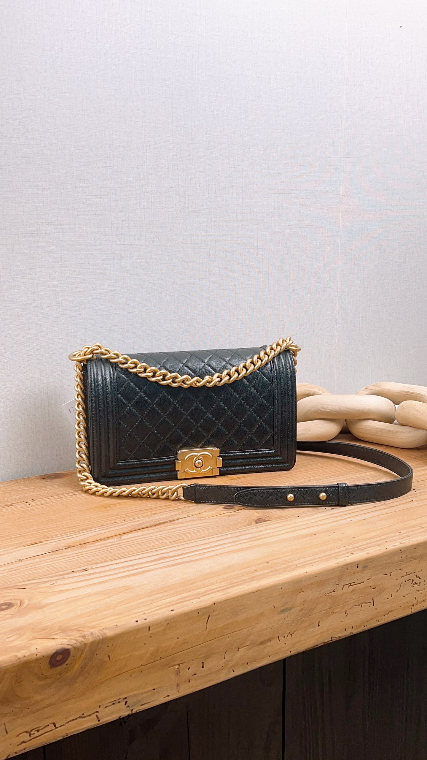 Chanel Black Caviar Old Medium Boy (GHW)