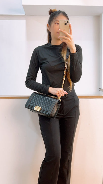 Chanel Black Caviar Old Medium Boy (GHW)