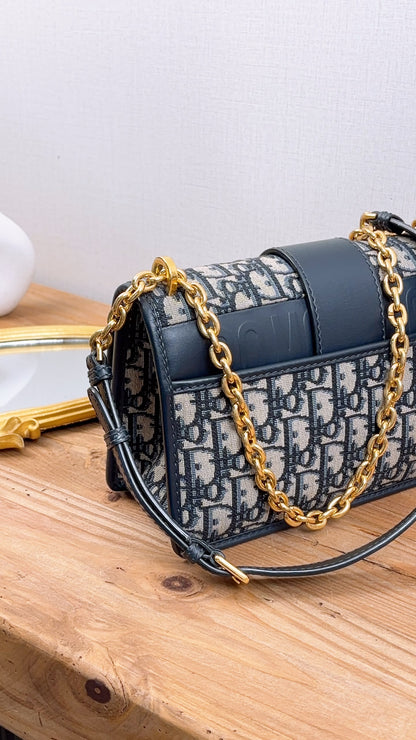 Dior Navy Oblique 30 Montaigne Chain Bag (GHW)