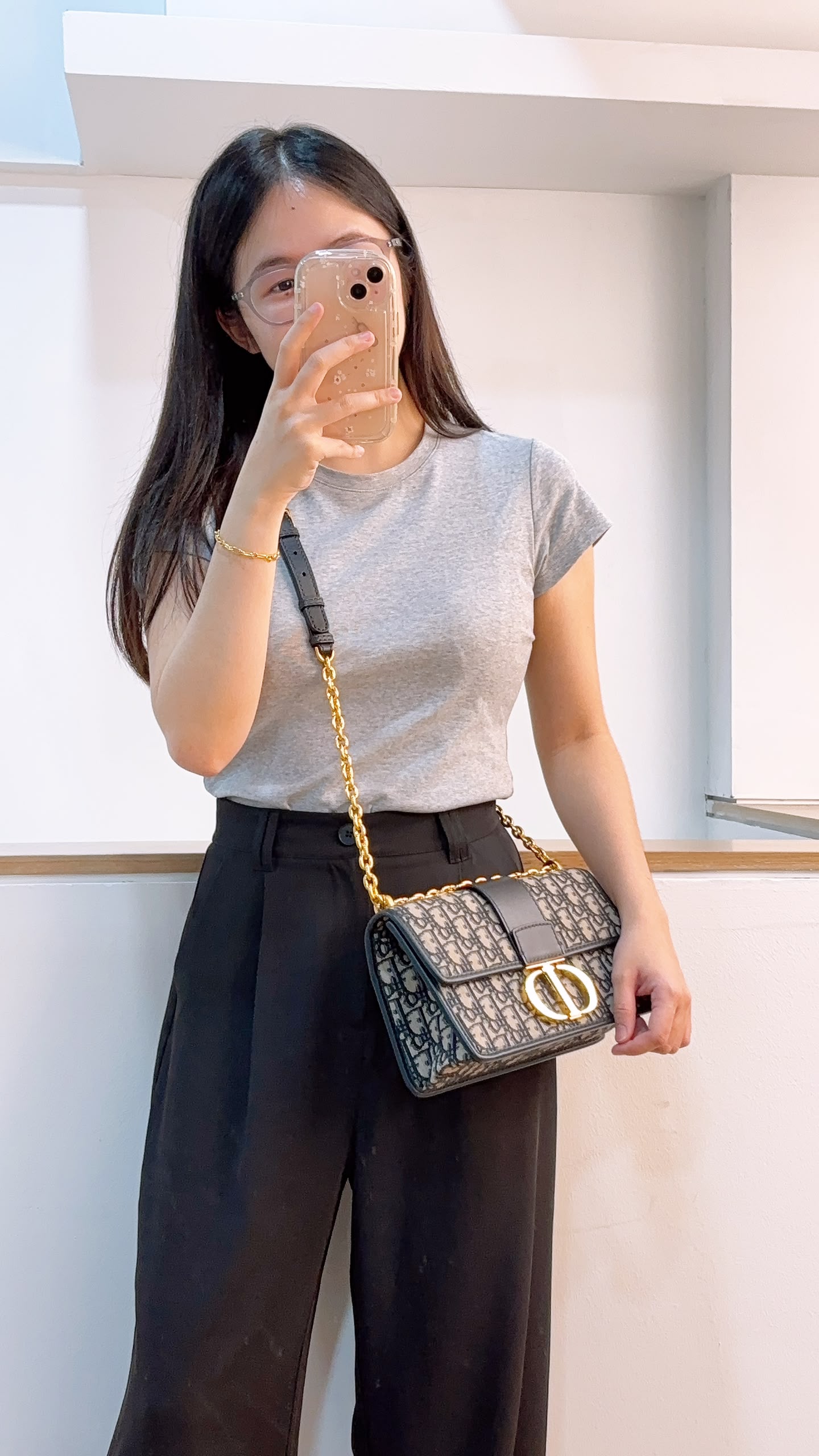 Dior Navy Oblique 30 Montaigne Chain Bag (GHW)