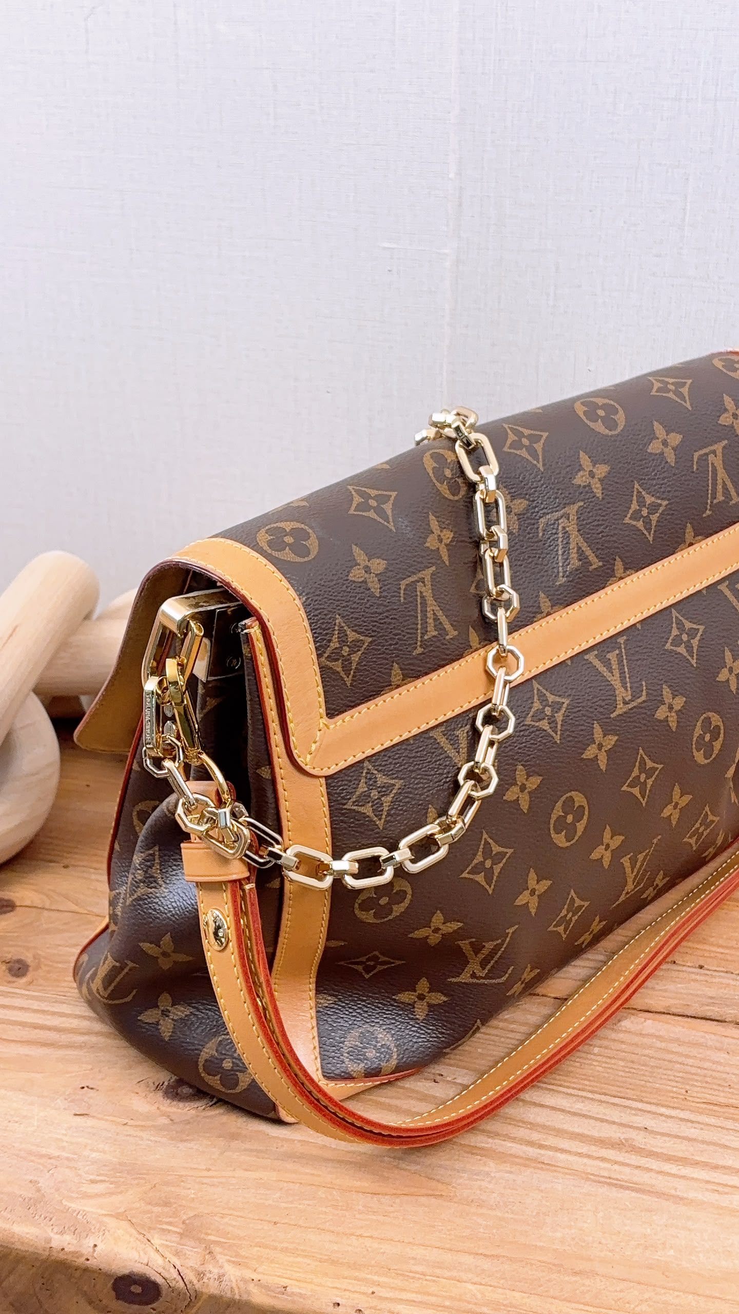 LV Monogram Dauphine Soft GM