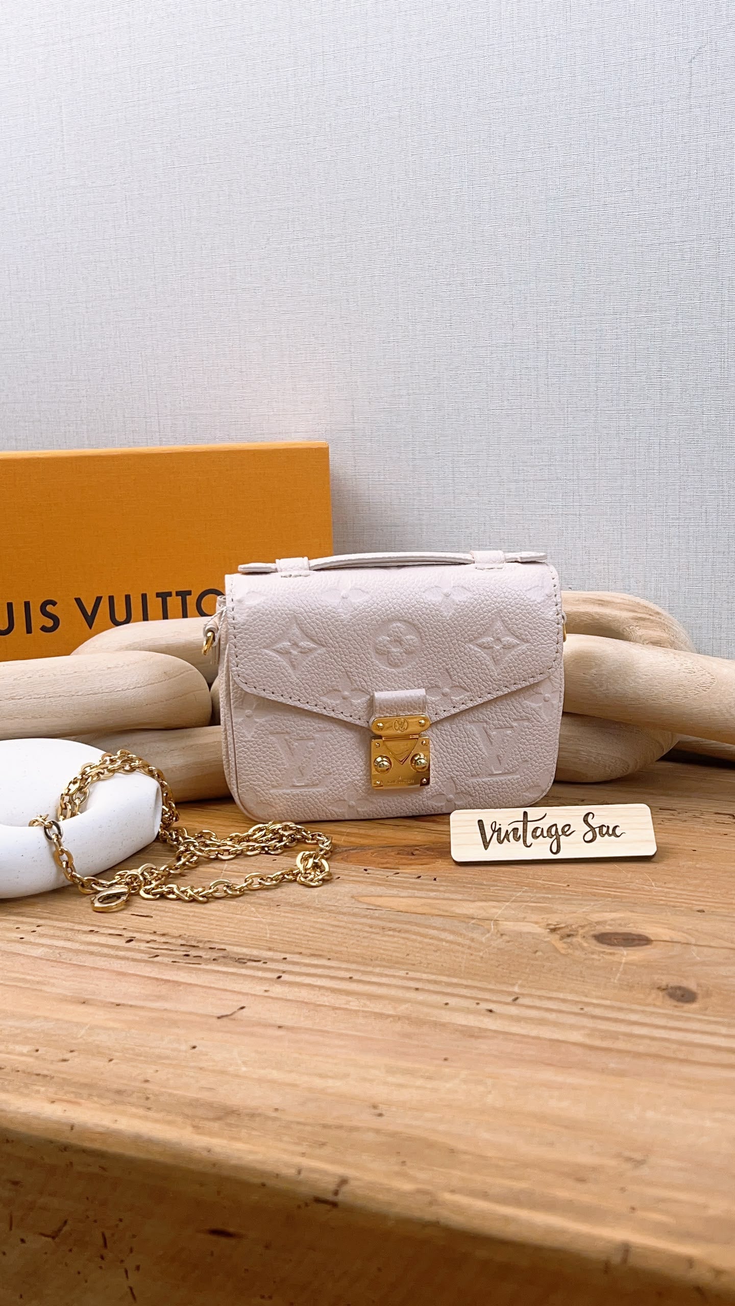 LV Creme Empreinte Micro Metis w Chain