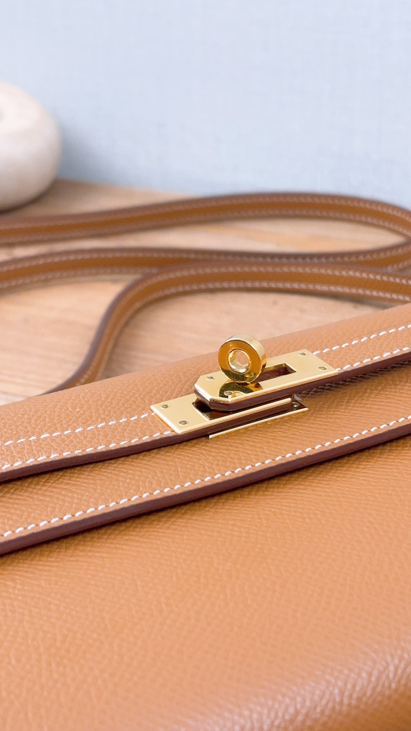 Hermes Gold Epsom Kelly To Go (GHW)