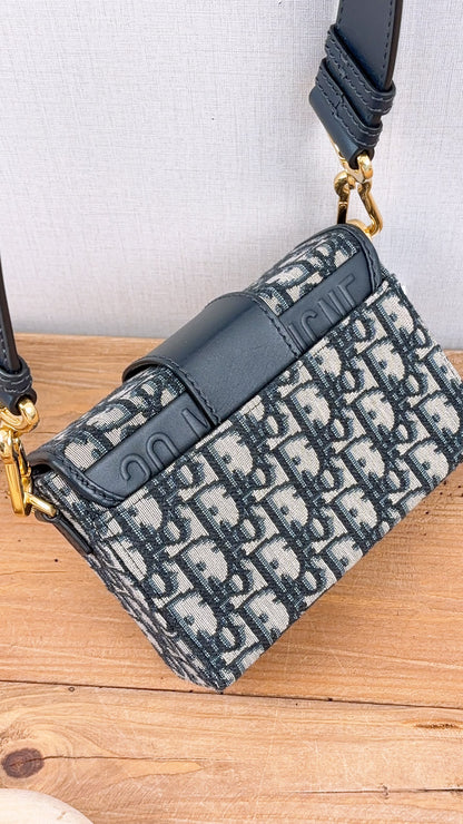 Dior Navy Oblique 30 Montaigne Box (GHW)