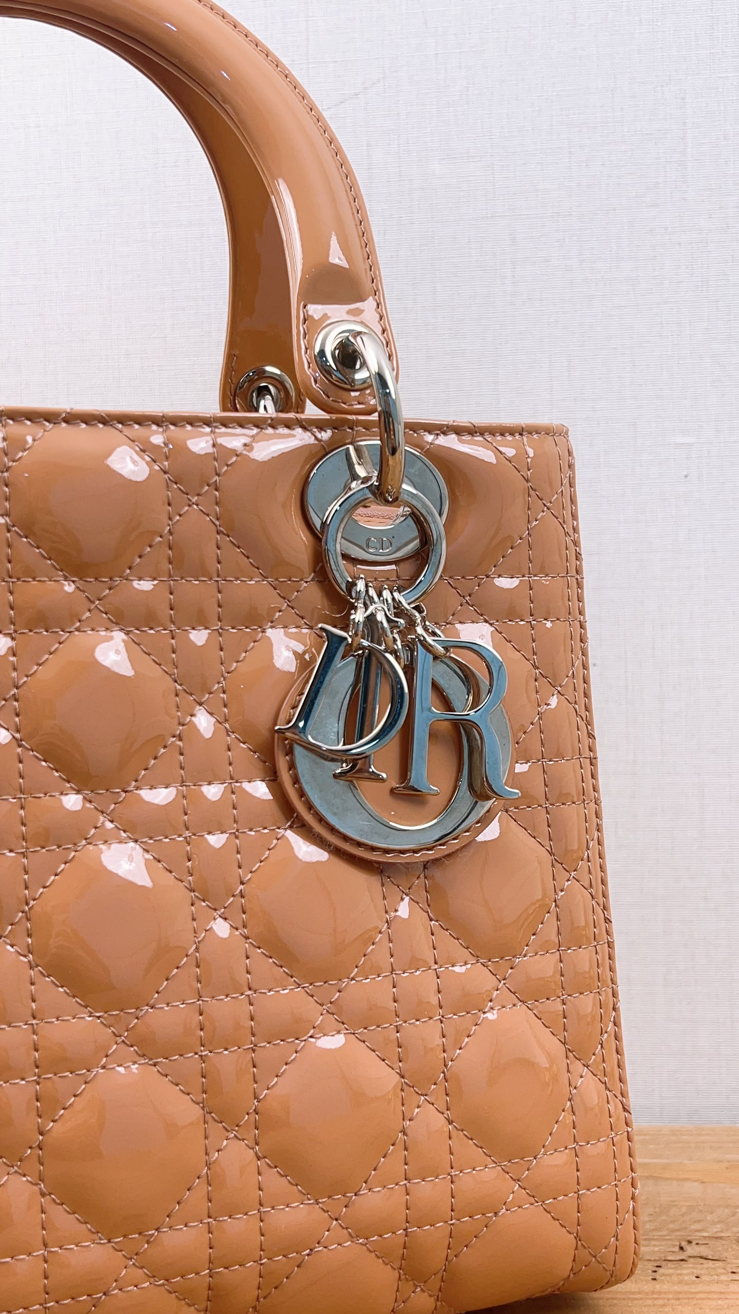 Dior Nude Patent Medium Lady Dior (SHW)