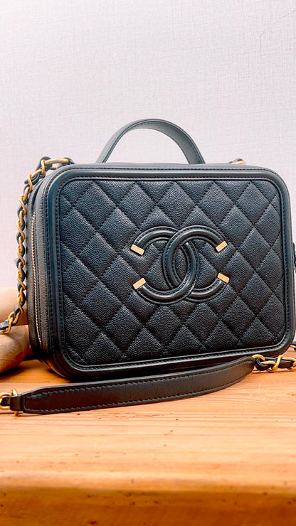 Chanel Black Caviar Medium Filigree (GHW)