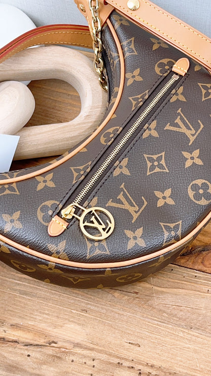 LV Monogram Loop