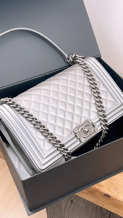 Chanel Metallic Silver Caviar New Medium Boy (RHW)
