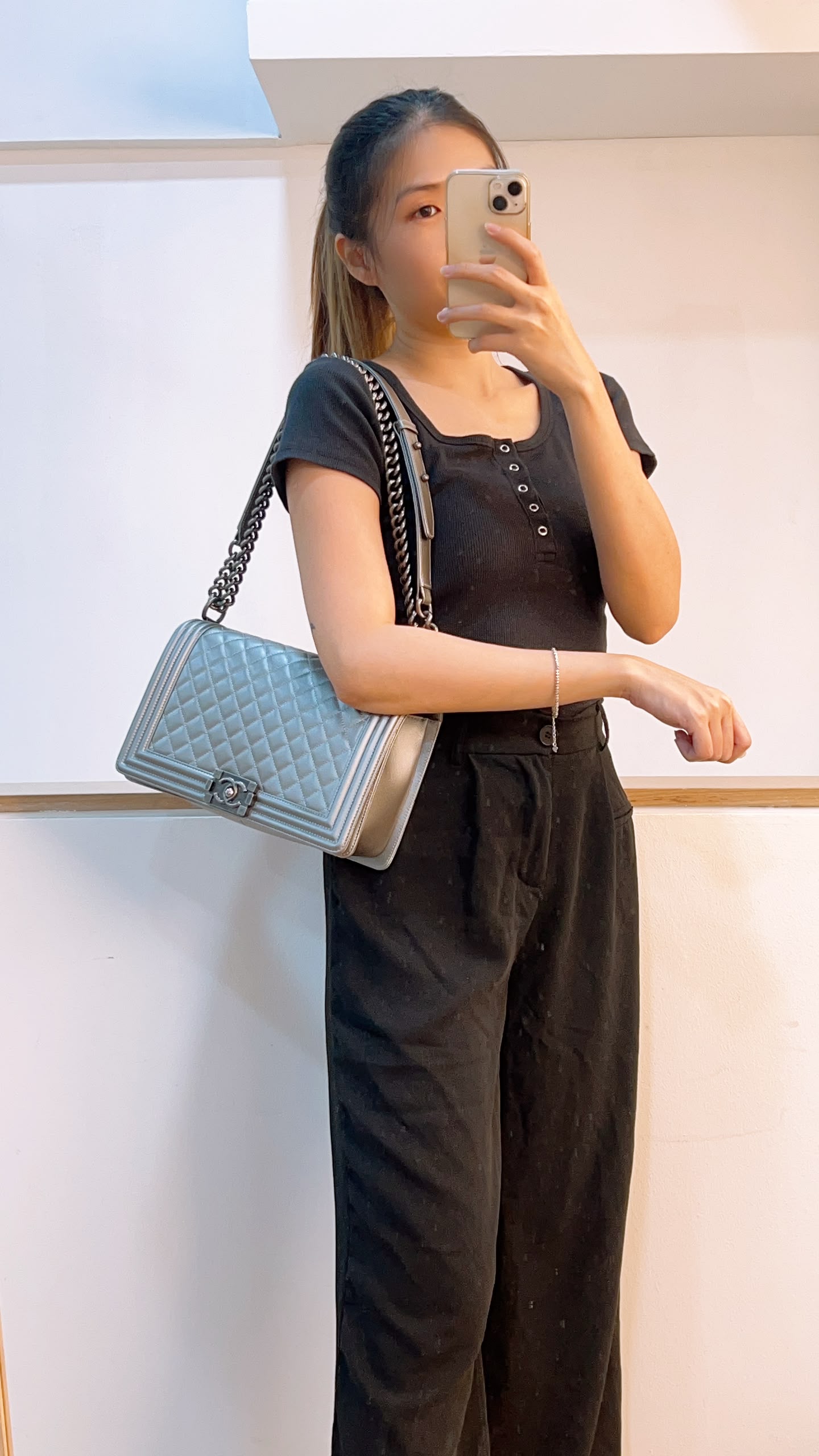 Chanel Metallic Silver Caviar New Medium Boy (RHW)