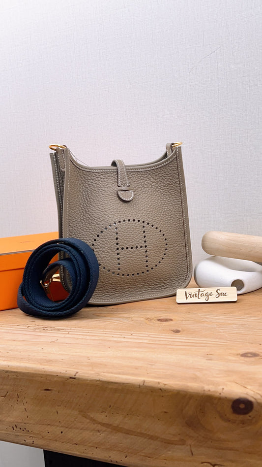 Hermes Etoupe x Bleu Indigo Mini Evelyn (GHW)