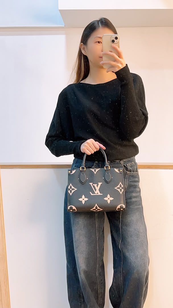 LV Black Monogram Empreinte On The Go PM