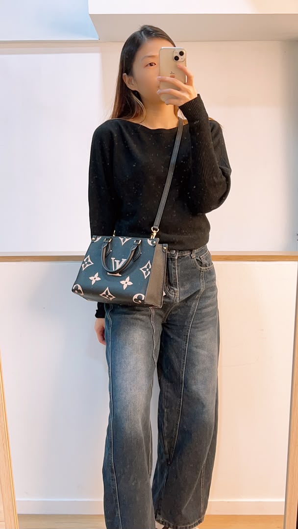 LV Black Monogram Empreinte On The Go PM