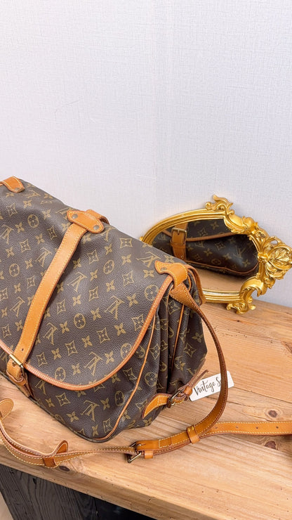 LV Monogram Saumur 35