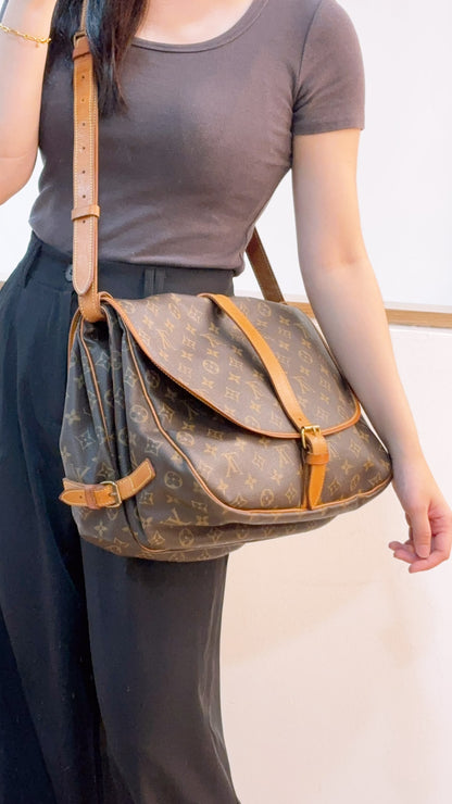 LV Monogram Saumur 35