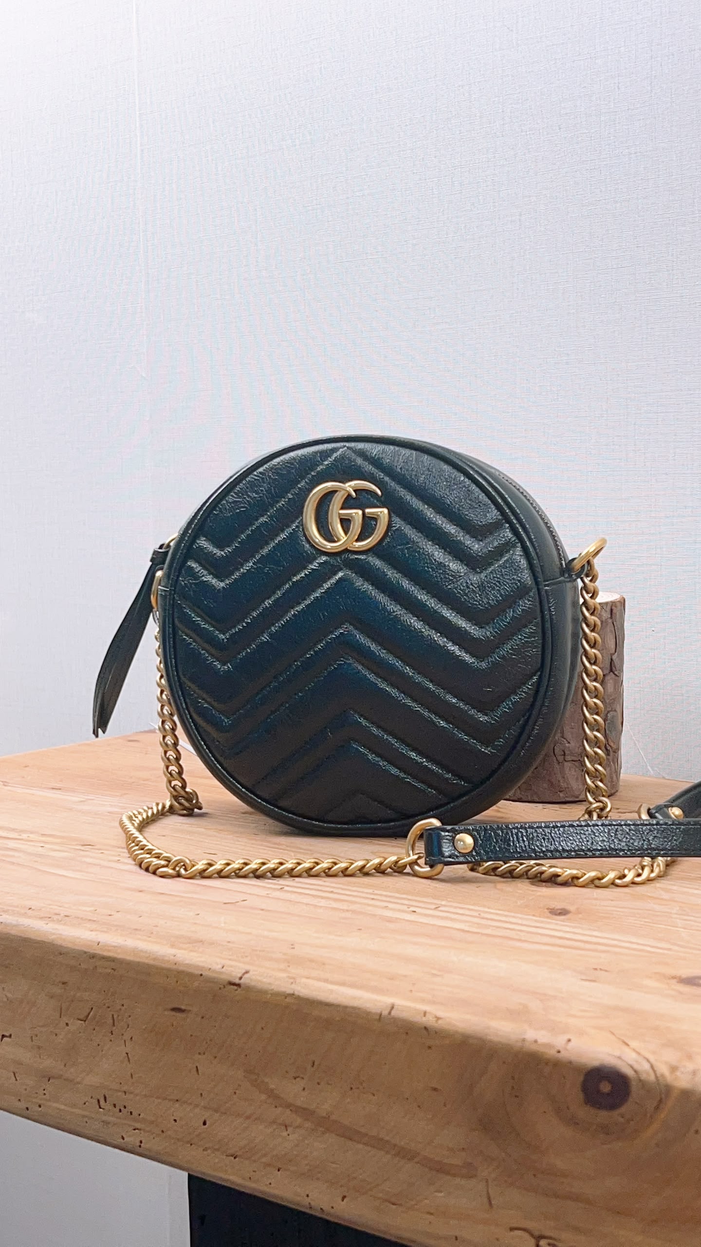 Gucci Black Marmont Round Chain Bag